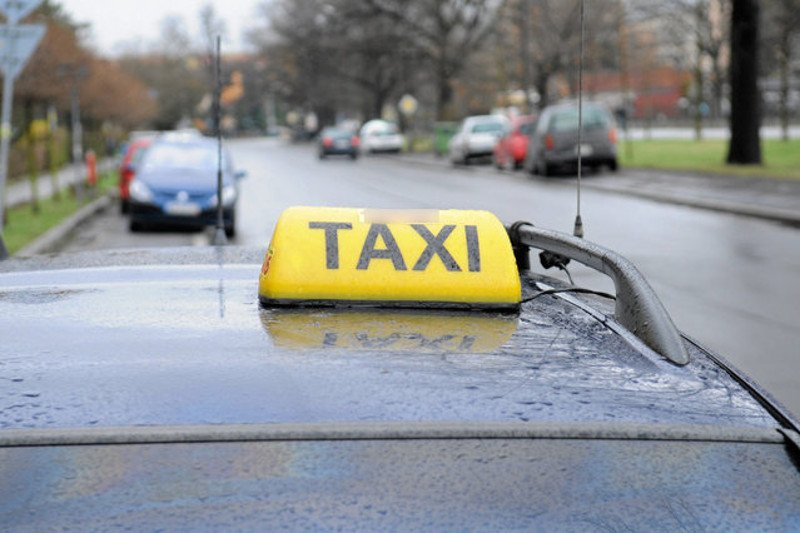 Wojna warszawskich taksówkarzy z kierowcami Ubera trwa w najlepsze