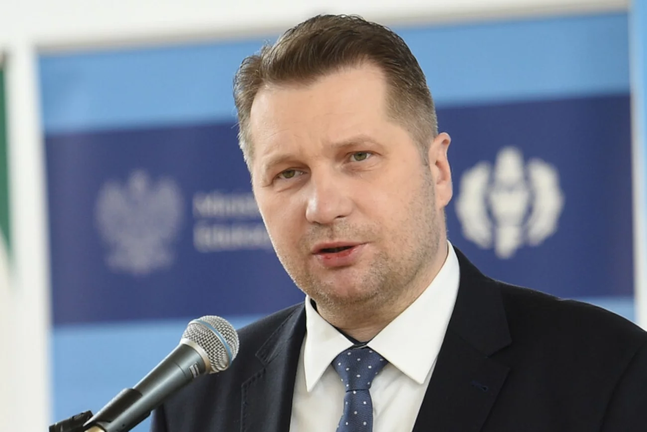 Niemiecki dziennik "Die Welt" ostro skrytykował lex Czarnek.