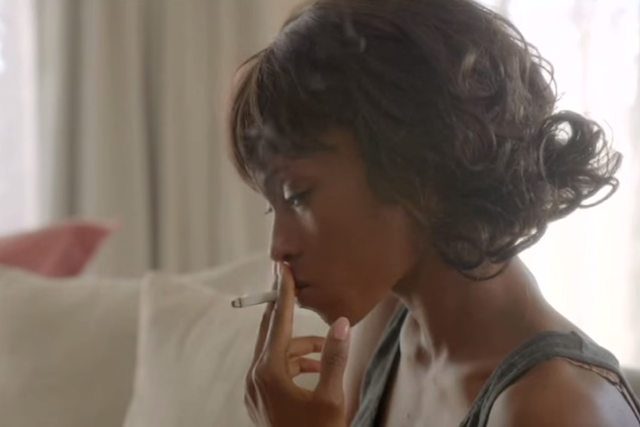 W rolę Whitney Houston wcieliła się Yaya DeCosta