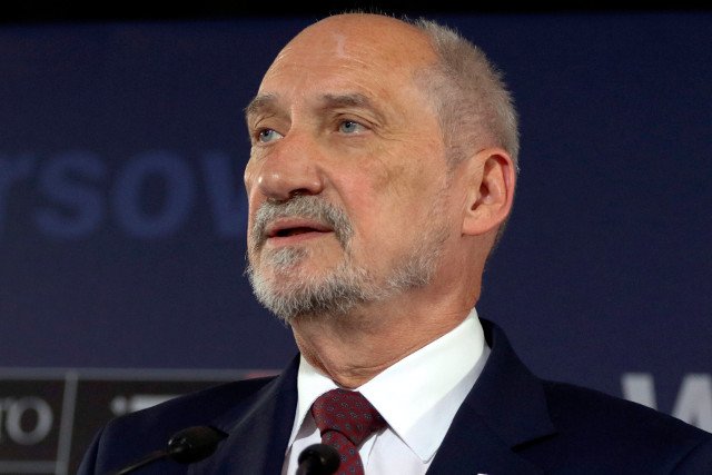 Antoni Macierewicz chce zgłosić Donalda Tuska do prokuratury.