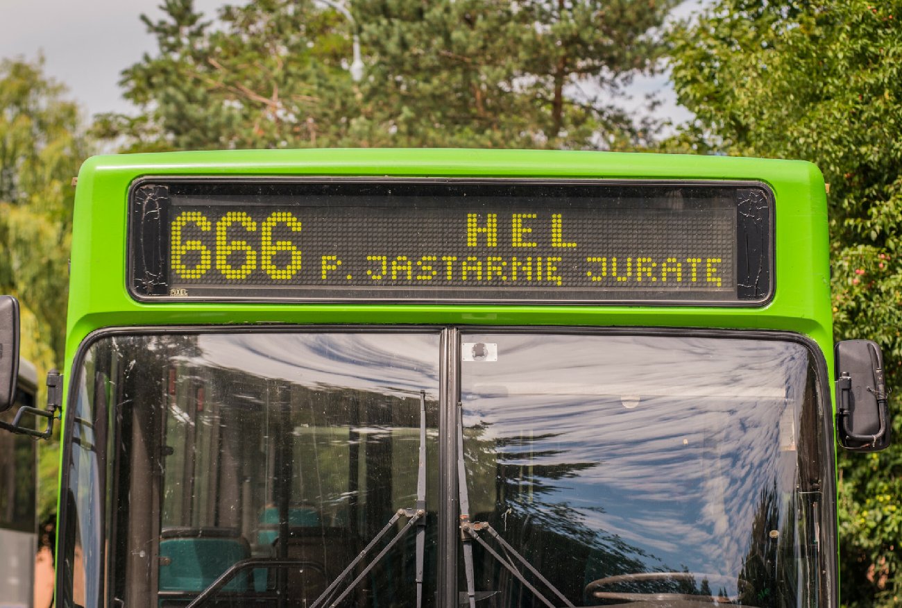 Linia 666 na Hel zbyt szatańska. "Szerzyła antychrześcijańską propagandę".