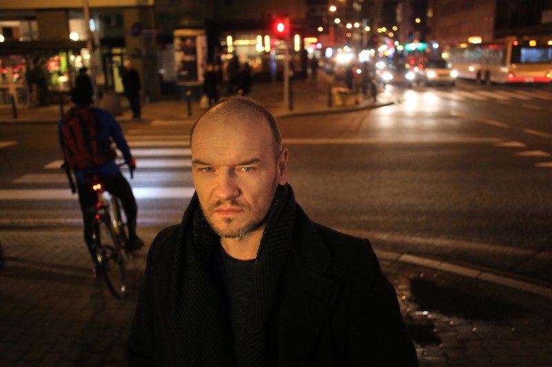 Chyba już wiemy, który aktor wstydzi się gry w Smoleńsku. Obejrzał film i napisał: "Szkoda, że tak wyszło"