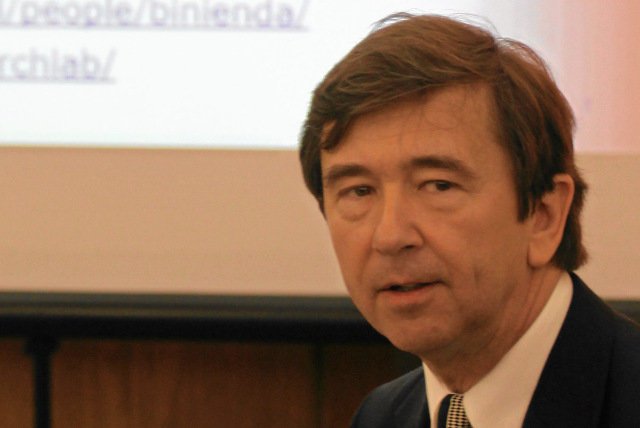 Prof. Wiesław Binienda współdecyduje o podziale kilku miliardów złotych przeznaczonych na badania bezpieczeństwa i obronności.