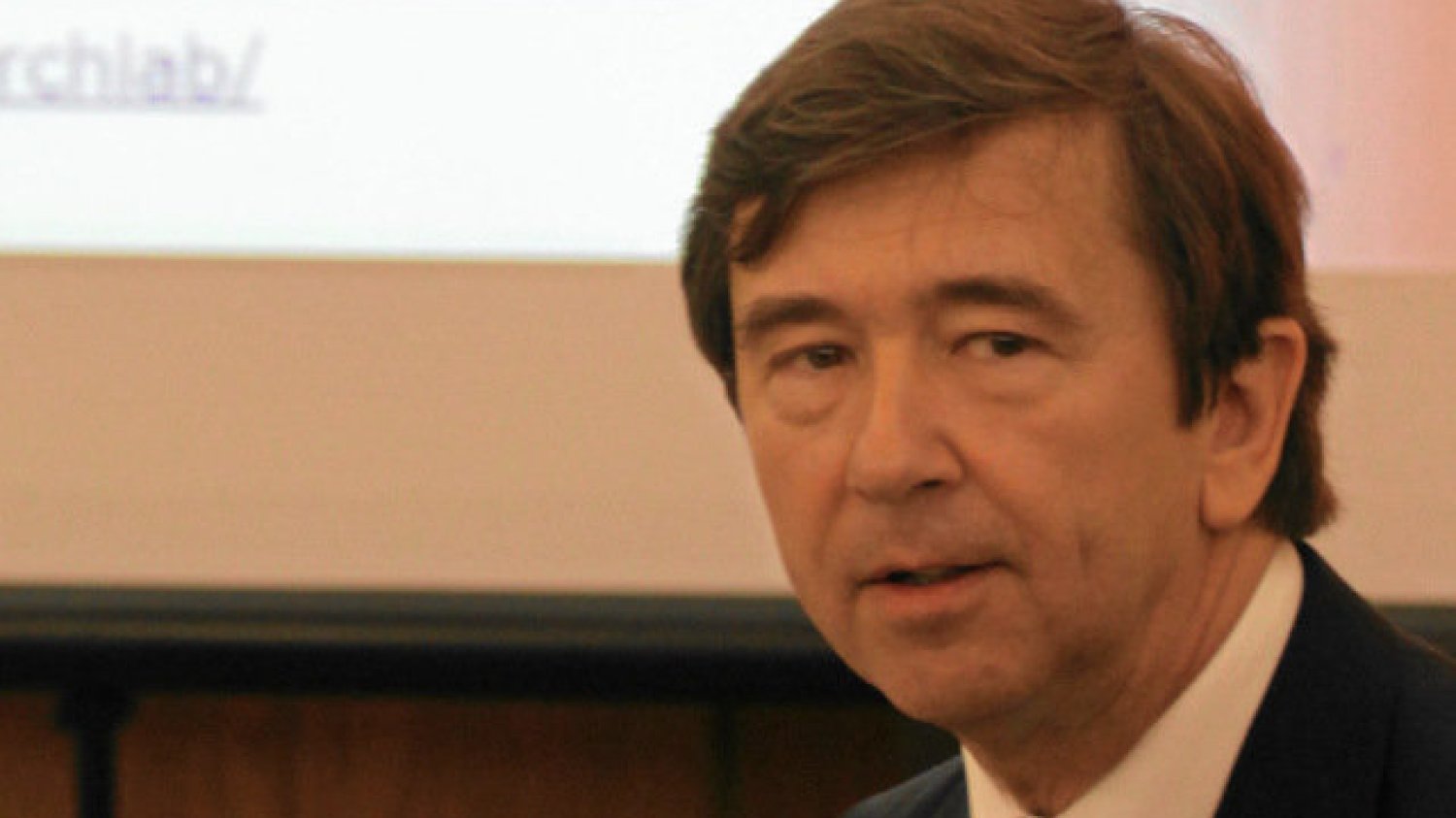 Prof. Wiesław Binienda współdecyduje o podziale kilku miliardów złotych przeznaczonych na badania bezpieczeństwa i obronności.