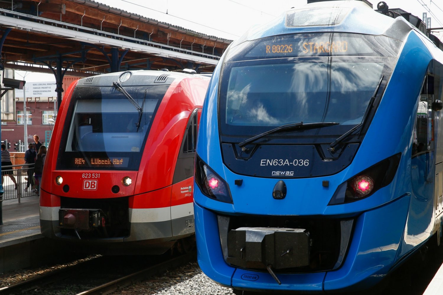 Sygnał radio-stop w pociągach i hymn Rosji. Jest nagranie z incydentu.