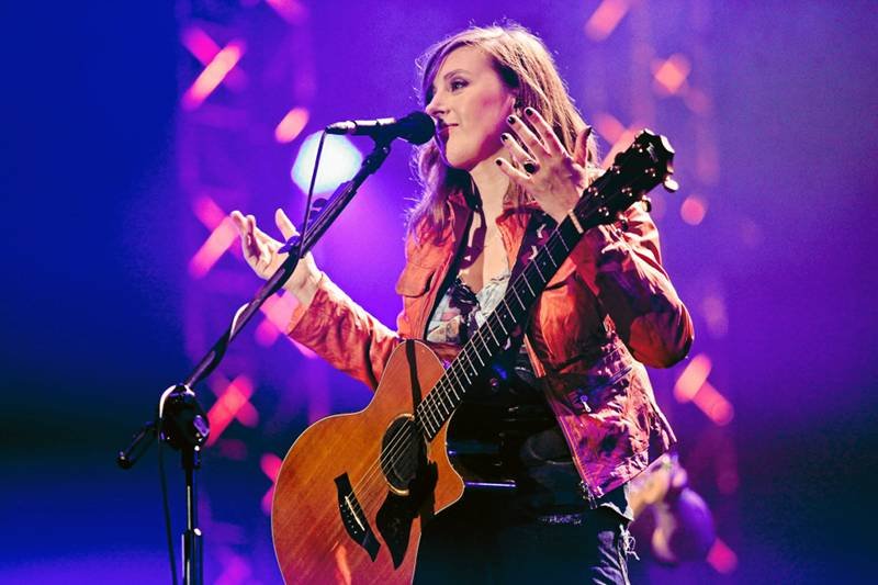 Edyta Bartosiewicz na scenie Orange Warsaw Festival w 2010 roku