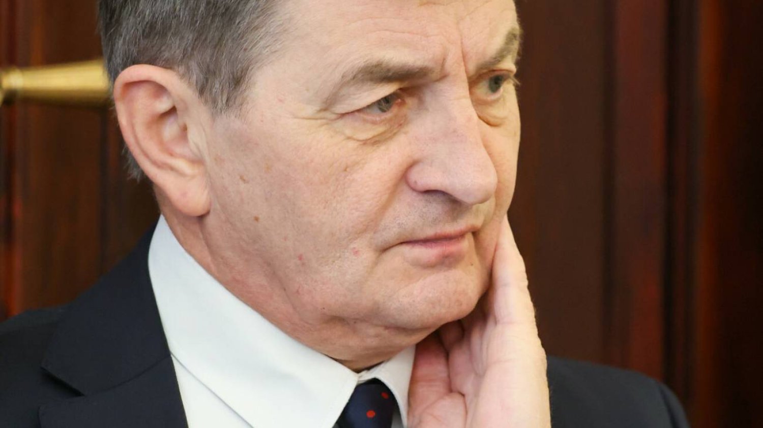 Szef KPRM Marek Kuchciński został zapytany o luksusowe apartamenty Tomasza Poręby