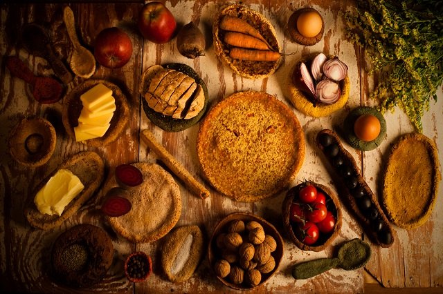 Pyszne talerze, smakowite łyżki. Polki stworzyły jadalne naczynia.