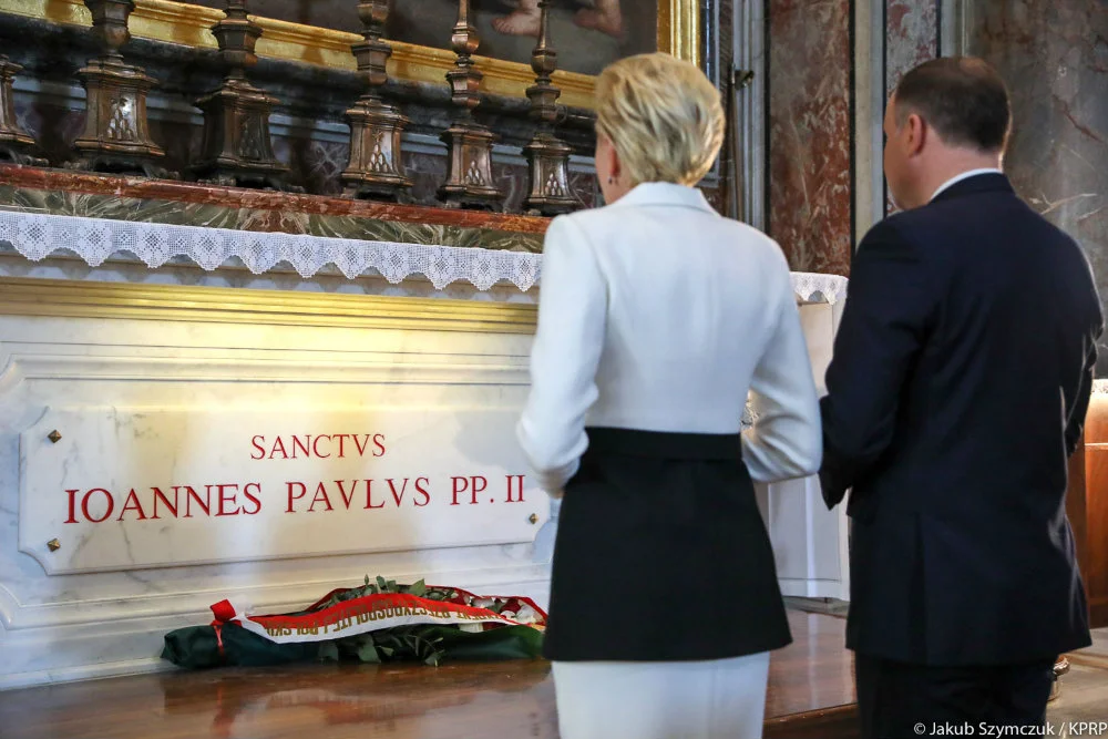 Para prezydencka przyjechała do Watykanu z okazji 40-lecia pontyfikatu Jana Pawła II.