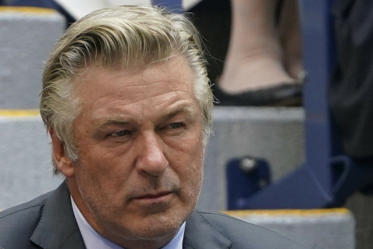 Tragedia na planie filmu "Rust". Żona Aleca Baldwina przerywa milczenie