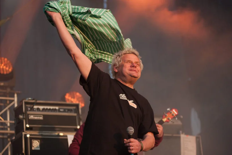 Kazik Staszewski mówi, że nie odczuwa większej różnicy po zmianie władzy.
