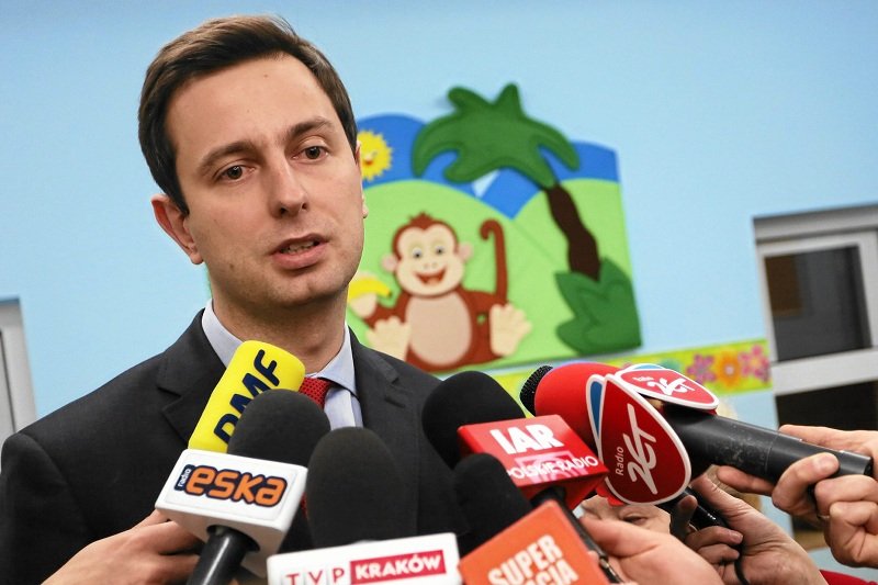 Minister Pracy: Nie jestem kimś, kto ma każdemu znaleźć pracę