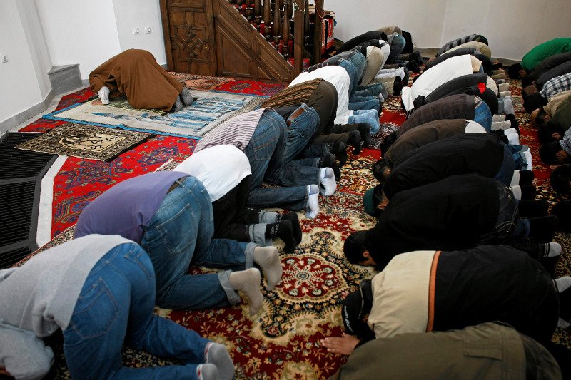 Rośnie liczba polskich muzułmanów, a wraz z nią liczba tych, którzy islam wyznają tylko na papierze