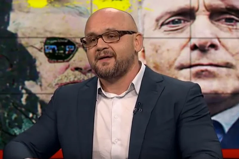 Prokuratura stawia byłemu redaktorowi naczelnemu "Super Expressu" zarzut prowadzenia samochodu po wpływem alkoholu.