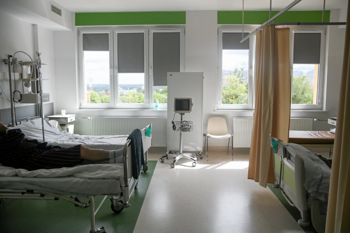 W klinice Przylądek Nadziei, gdzie leczone są dzieci chorujące na nowotwory, groziło zamknięcie. Po dramatycznym apelu udało się jednak zatrzymać kryzys.