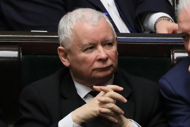 Plotkę ma rozsiewać jeden z polityków PiS.