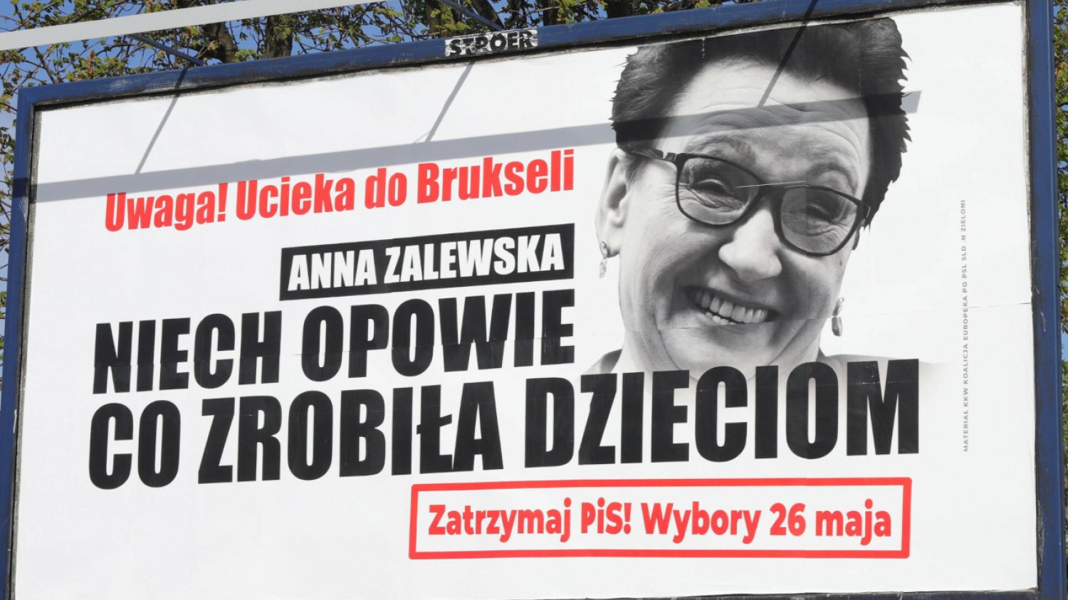 W 2019 roku to ówczesna opozycja oskarżała polityków PiS o ucieczkę do Brukseli, wśród nich m.in. ówczesną szefową MEN Annę Zalewską.