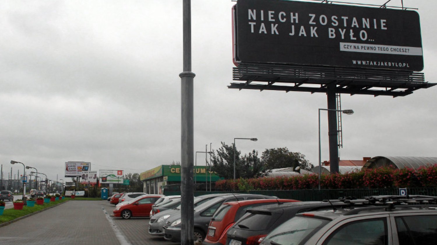 19 mln na kampanię i... kolejne kłamstwo. Sąd w Świdnicy jednym zdaniem skwitował hasło z billboardów.
