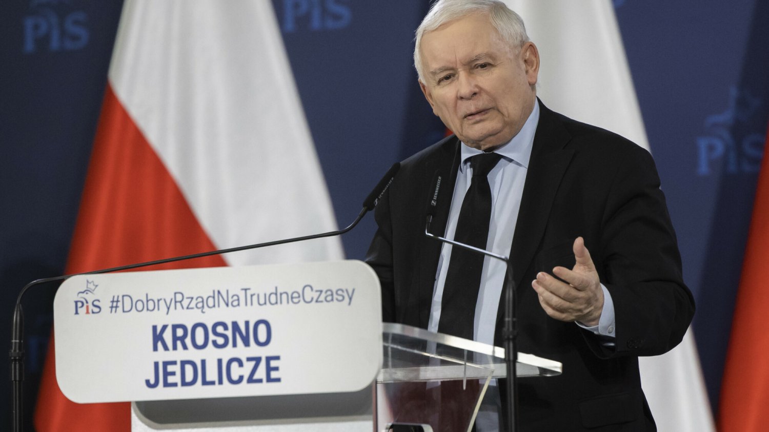 Jarosław Kaczyński chce więcej pytań na referendum?