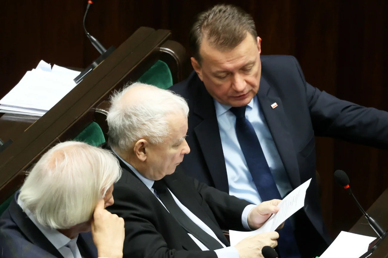 PiS dostało niedawno przelew na 2 mln zł. Minister finansów wyjaśnił, skąd taka decyzja PiS dostał przelew na 2 mln zł. Minister Andrzej Domański wyjaśnił dlaczego