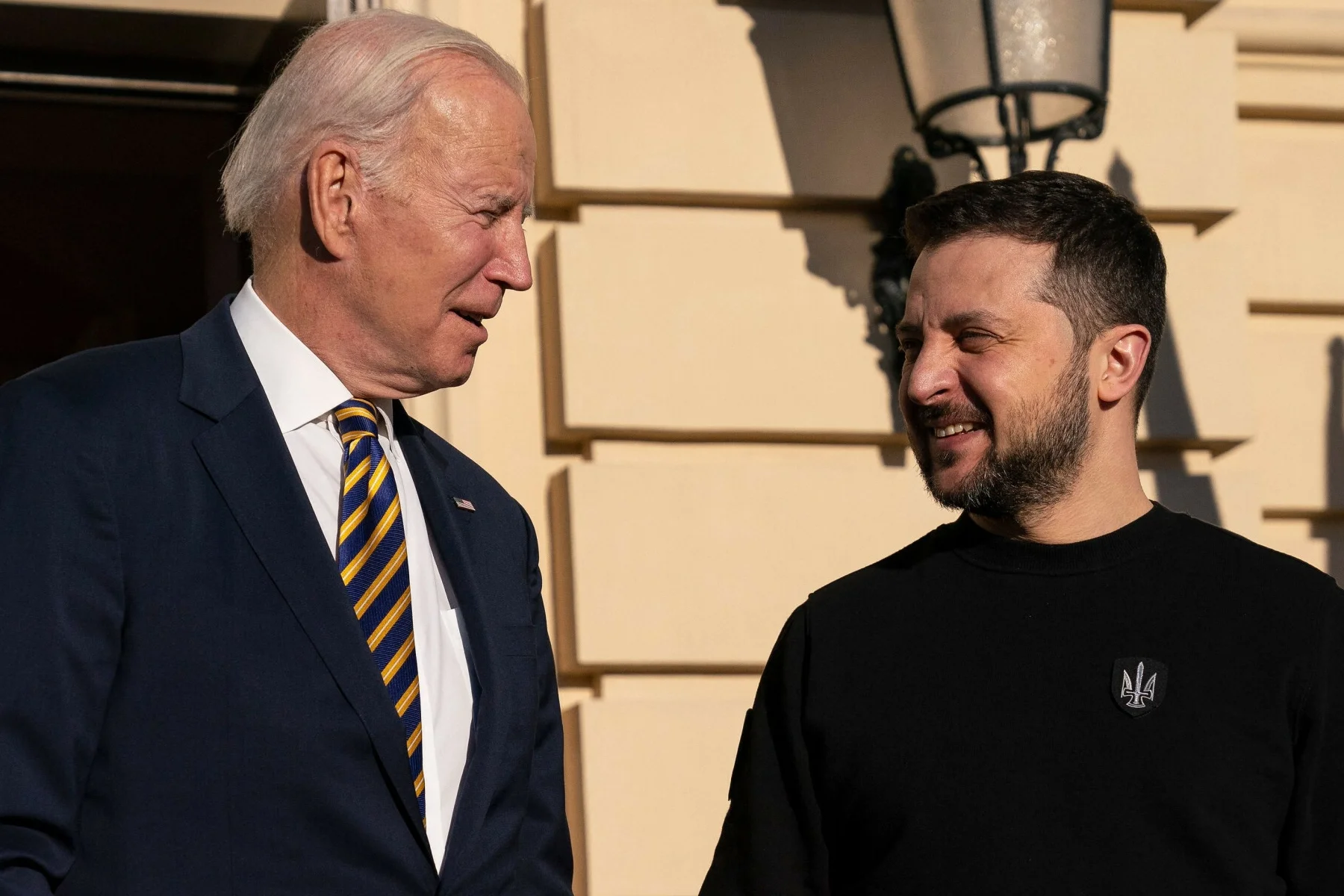Nowe wsparcie aż z trzech krajów dla Ukrainy. Trudna sytuacja na froncie.