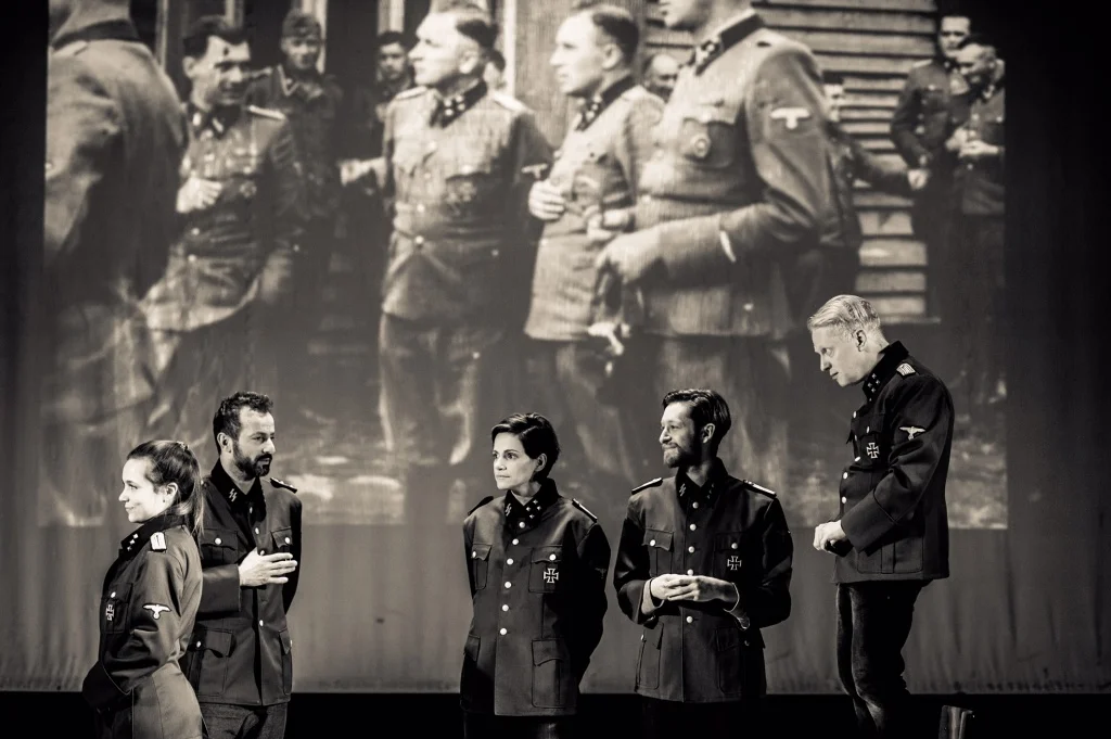 "Album Karla Höckera" / reż.
Paul Bargetto z zespołem Teatru Trans-Atlantyk