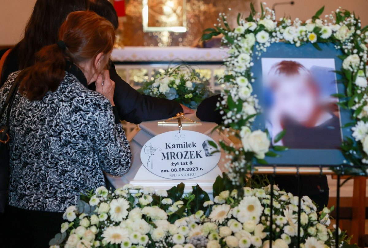 Kulisy pogrzebu Kamila z Częstochowy. Nagle zaprotestowała ciotka.