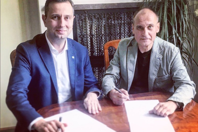 Paweł Kukiz i Władysław Kosiniak-Kamysz mieli się dogadać w sprawie podziału środków z budżetu przeznaczonych na działalność partyjną.