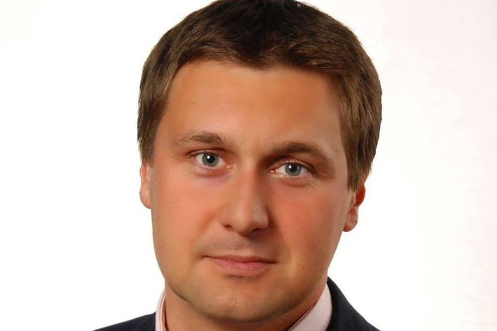 Poseł PiS po raz kolejny jest bohaterem afery. Już raz został zawieszony w swoim klubie.