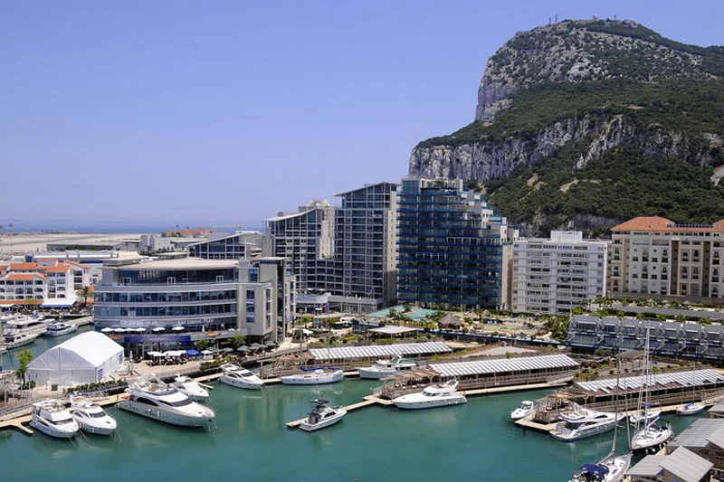 Donald Tusk w centrum dyplomatycznej wojny o Gibraltar.