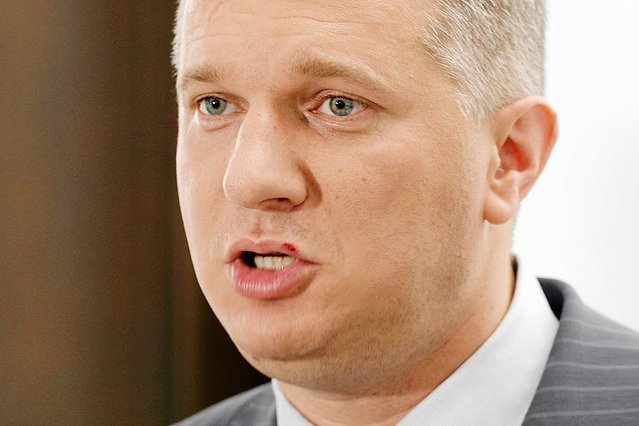 Przemysław Wipler ostro krytykował ministra zdrowia. Nie mając