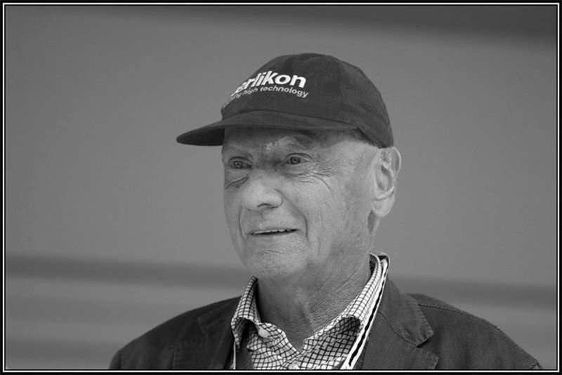 Niki Lauda był dwukrotnie żonaty. Miał piątkę dzieci.