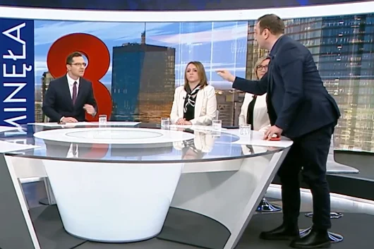 Poseł Trela wyszedł ze studia TVP Info. Śmierć 16-letniego syna posłanki