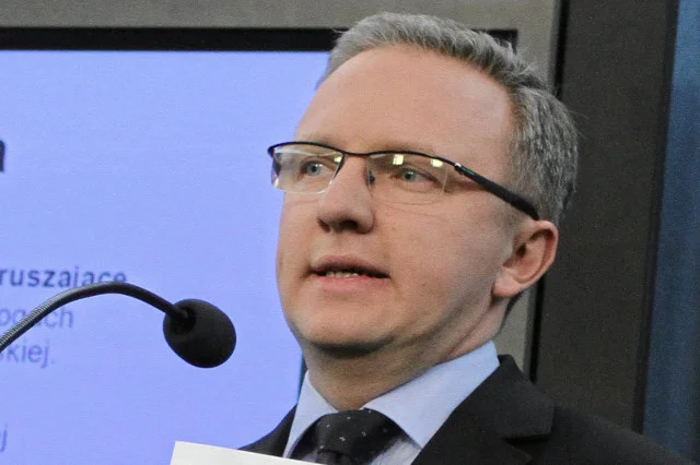 Krzysztof Szczerski porównał trio Komorowski-Kwaśniewski-Kosiniak-Kamysz do Ku-Klux-Klanu