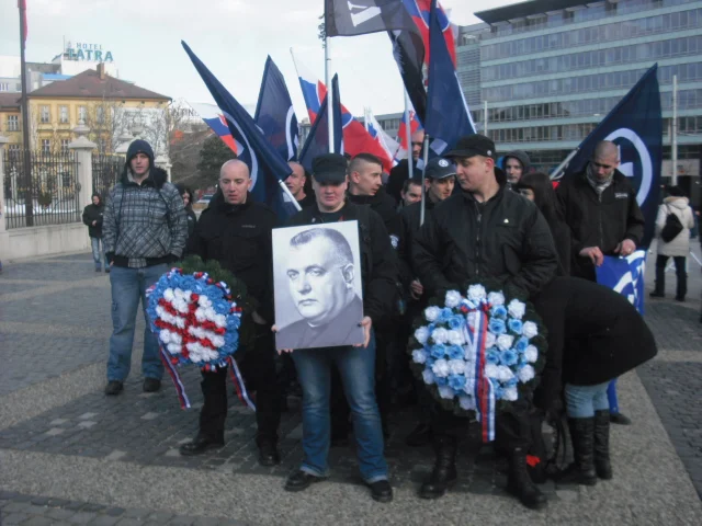 Manifestacji ku czcu ks. Tiso