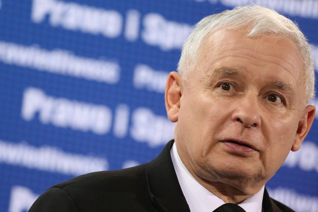 Jarosław Kaczyński przekonuje, że PiS nie buntowało się, gdy PO wygrała wybory, choć nie wierzył w ich uczciwość. A jak było?
