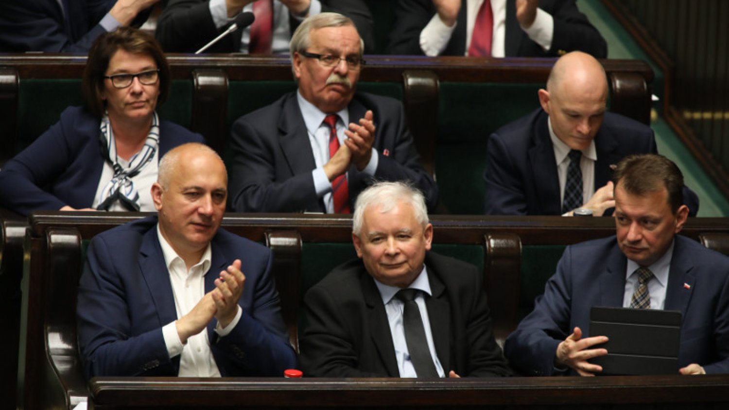 Jarosław Kaczyński systematycznie przejmuje Trybunał Konstytucyjny.