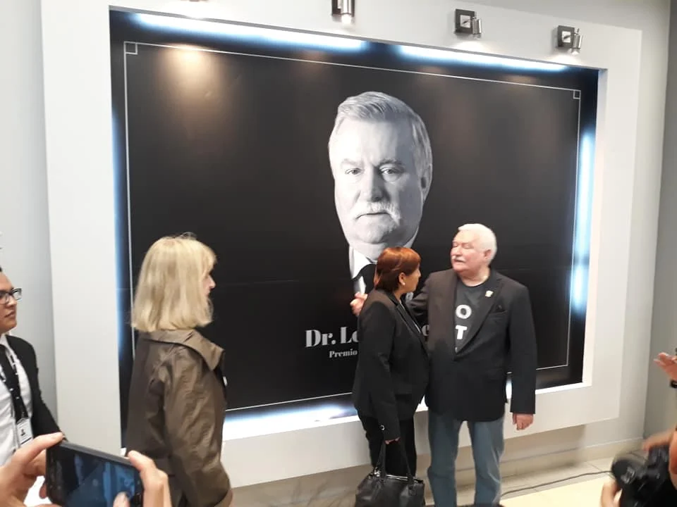 Podczas wizyty w Peru, gdzie został uhonorowany kolejnym tytułem doktora honoris causa.