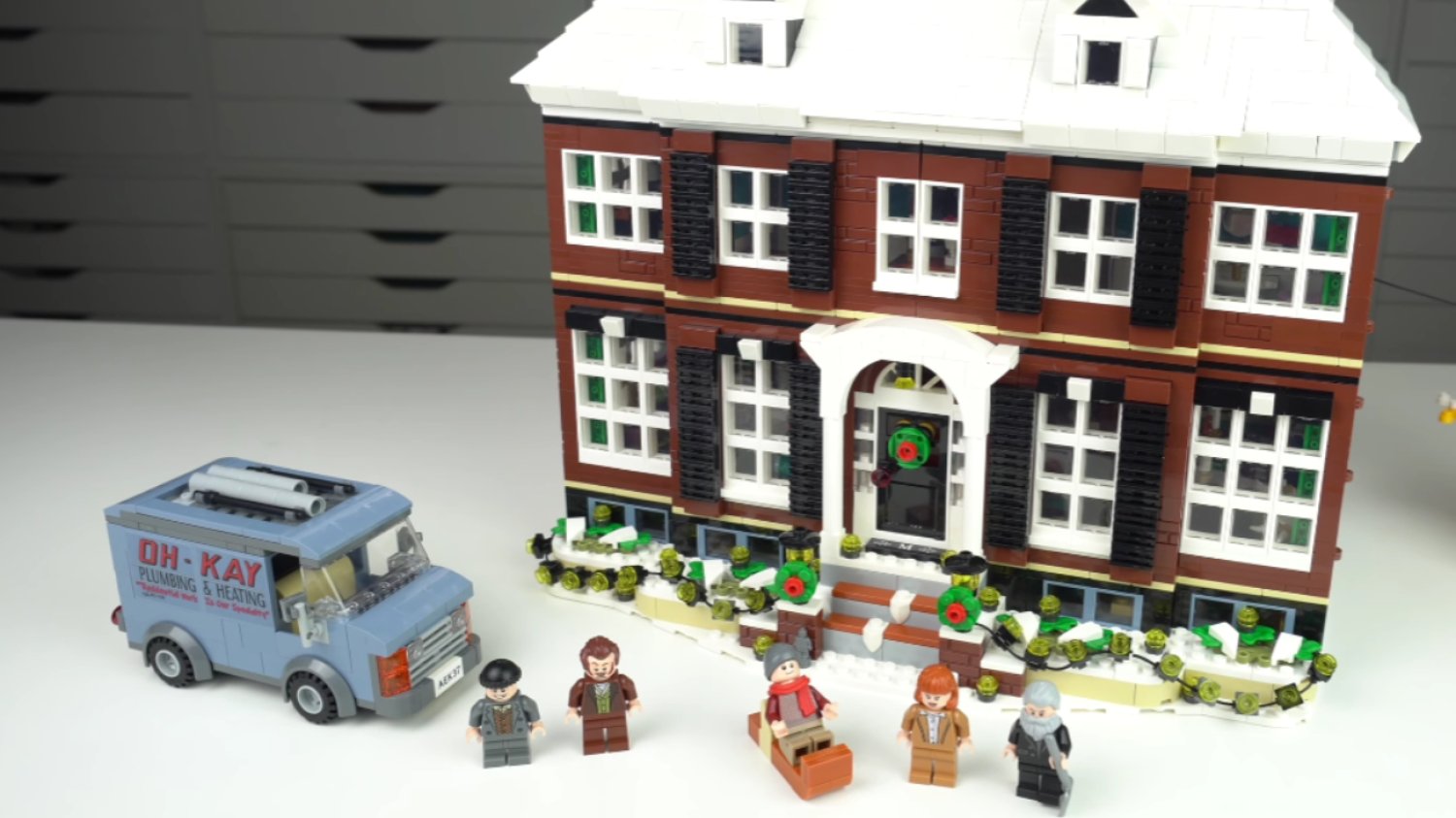 Zestaw LEGO domu z filmu "Kevin sam w domu". Ile kosztuje świąteczny zestaw?