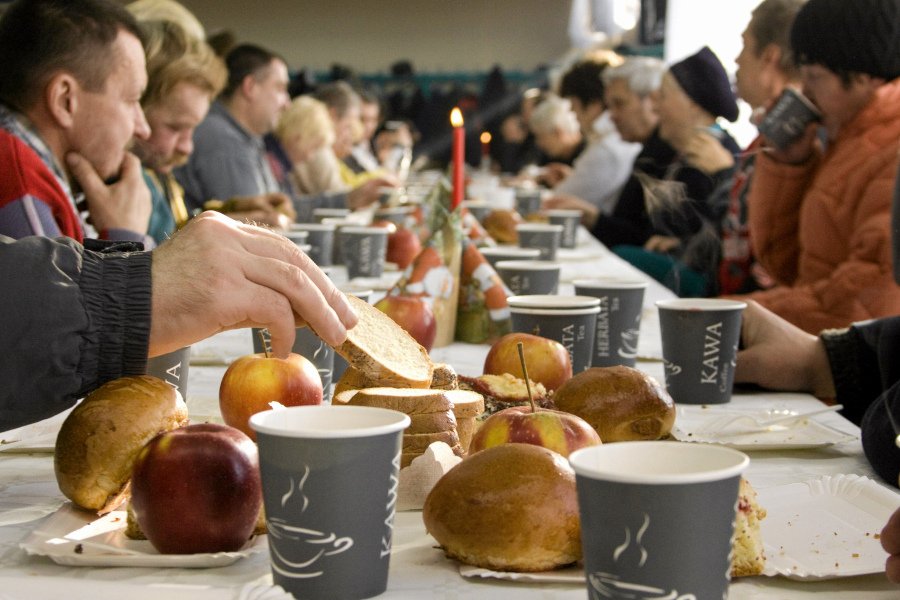 Pracownicy bractwa są oskarżeni o przywłaszczenie pieniędzy przeznaczonych na pomoc dla biednych