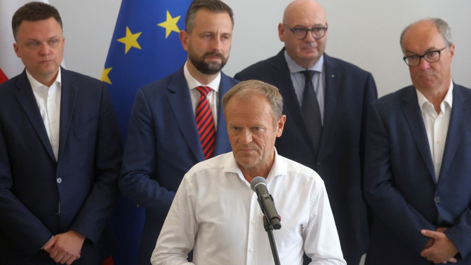 Najlepszym kandydatem do zastąpienia Tuska jako premiera byłby Kosiniak-Kamysz, uważa wicemarszałek Sejmu Najlepszym kandydatem do zastąpienia Tuska jako premiera byłby Kosiniak-Kamysz, uważa wicemarszałek Sejmu