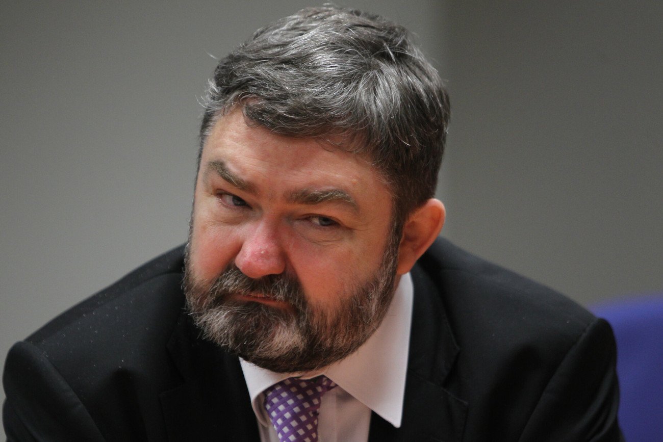 Jedną z kandydatek na sędziego ETPC jest Elżbieta Karska, żona europosła PiS Karola Karskiego (na zdjęciu)