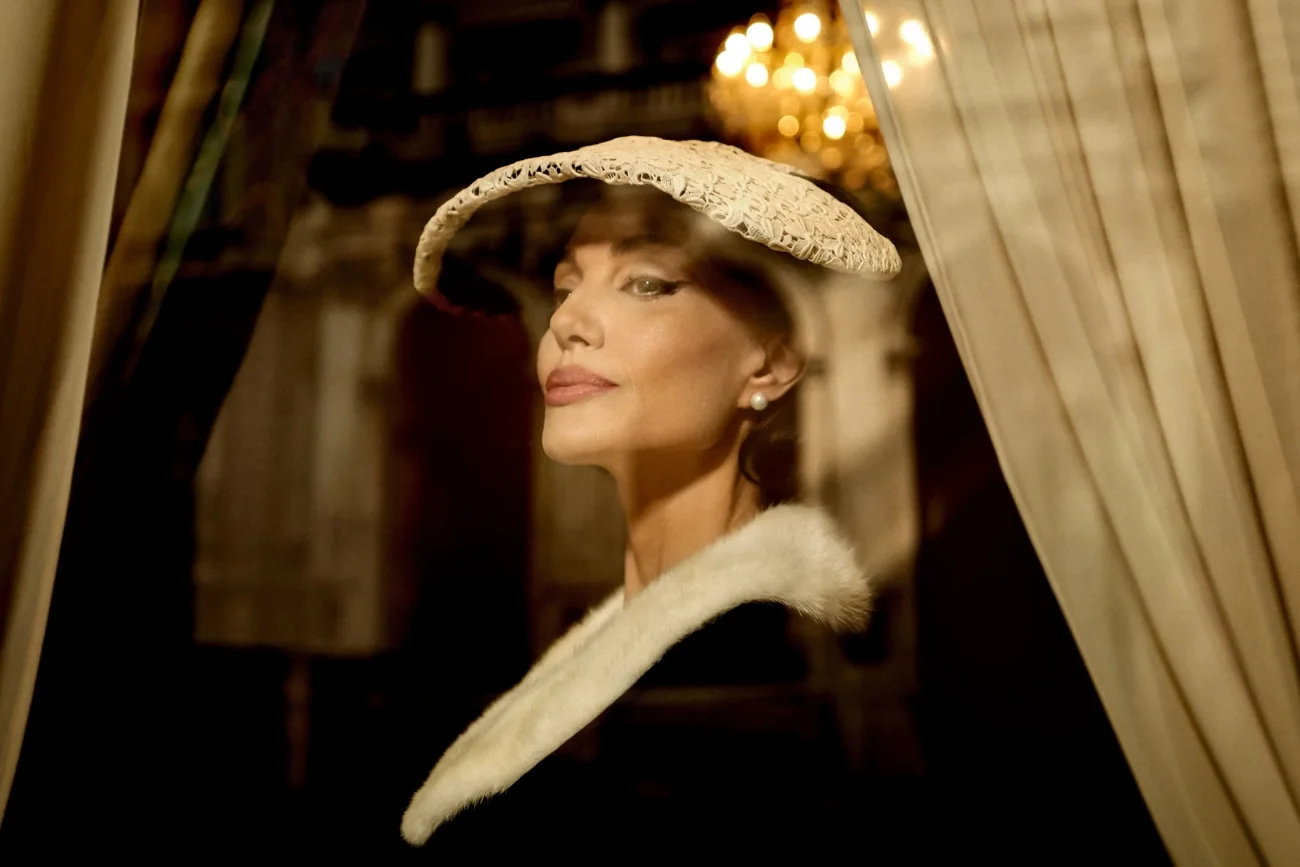 Angelina Jolie w filmie "Maria"