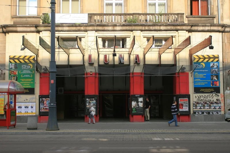 Kino Luna prosi widzów o wsparcie.