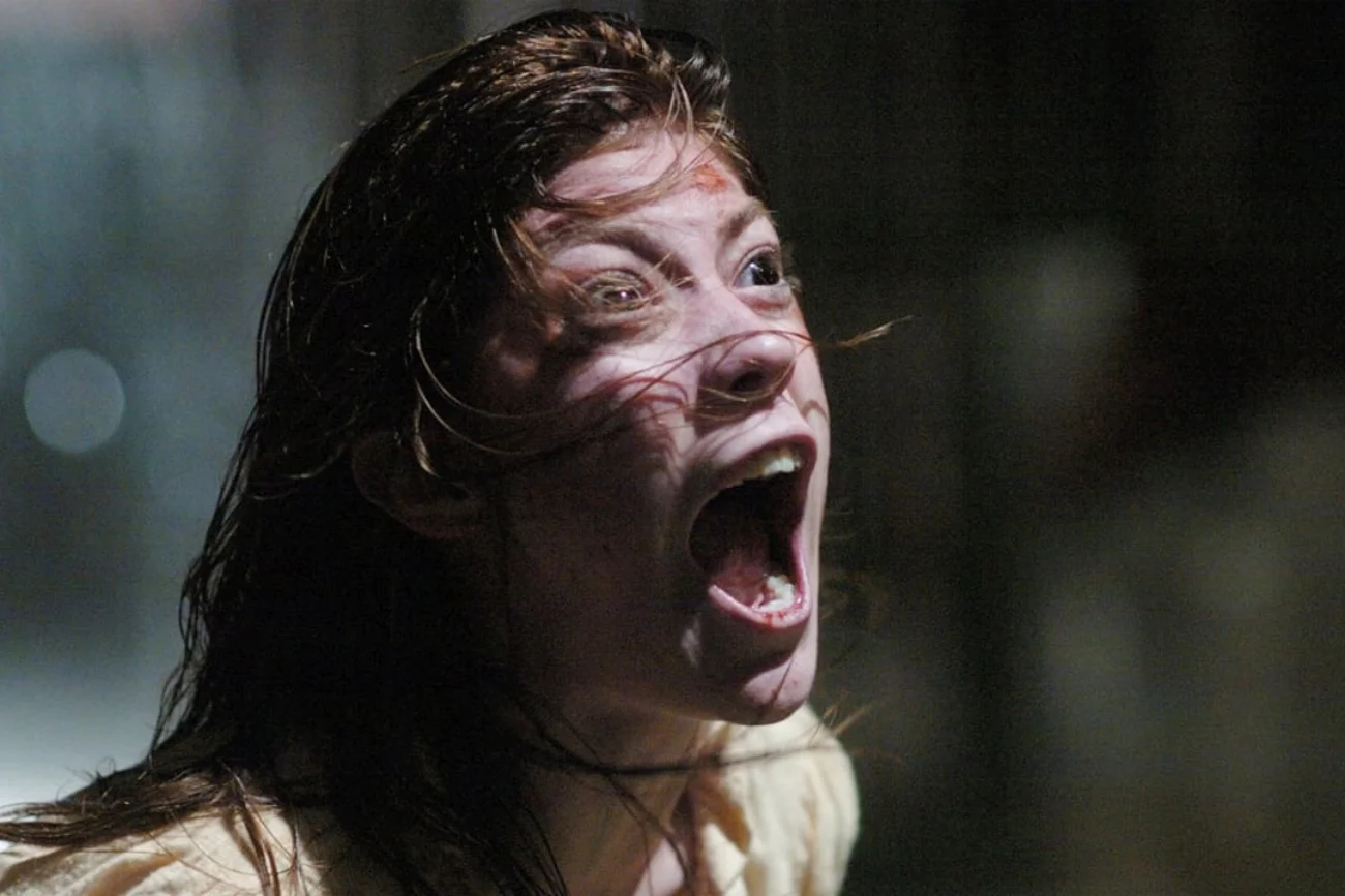 Jennifer Carpenter w filmie "Egzorcyzmy Emily Rose".