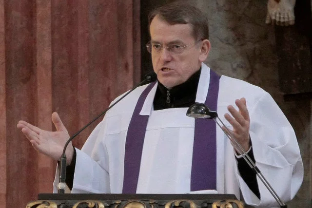 Ks. prof. Dariusz Oko przypomniał, że posiada dwa doktoraty i habilitację