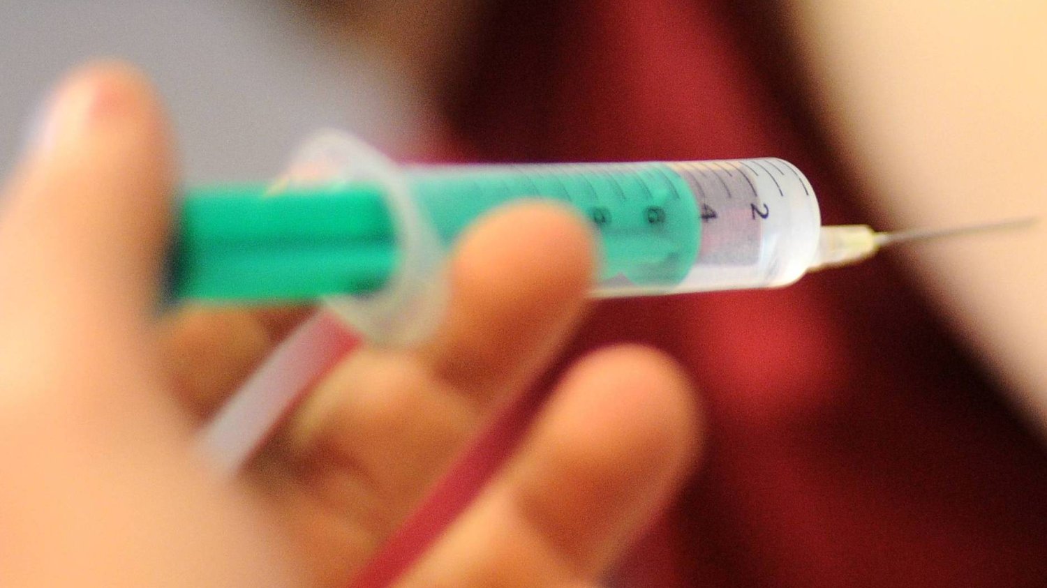 Największy niepokój rodziców budzą szczepionki skojarzone przeciwko odrze, różyczce i śwince