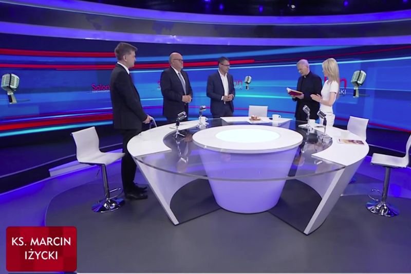 W TVP Info doszło do niespotykanego w programach publicystycznych wydarzenia.