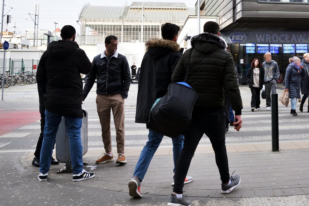 Afera wizowa. Imigranci z Azji i Afryki w Polsce.