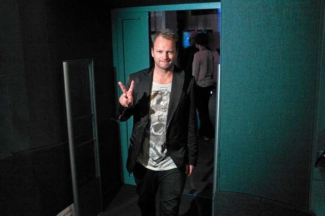 Maciej Stuhr nawet nie zauważył, że jeden pan próbuje zrobić zamieszanie w teatrze.